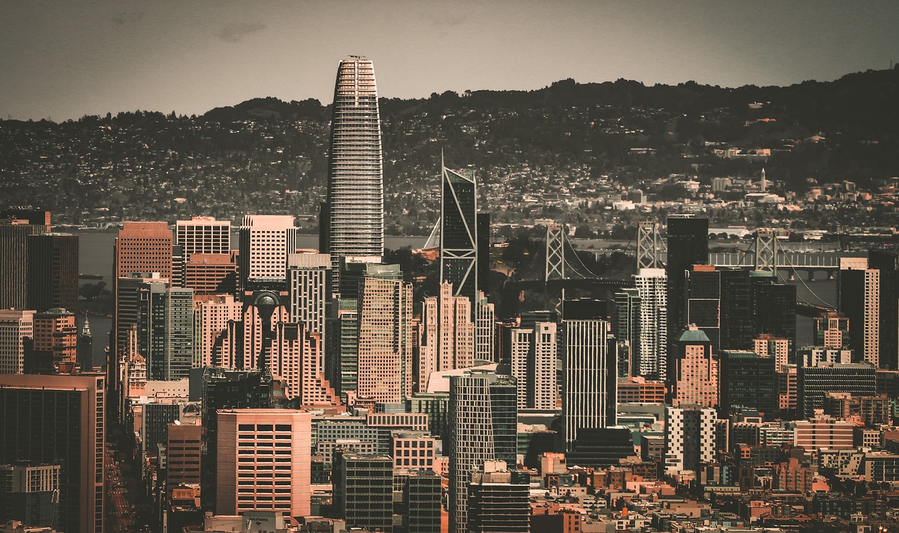 本赛季限制对手在6英尺内最低命中率：戈贝尔46%领跑