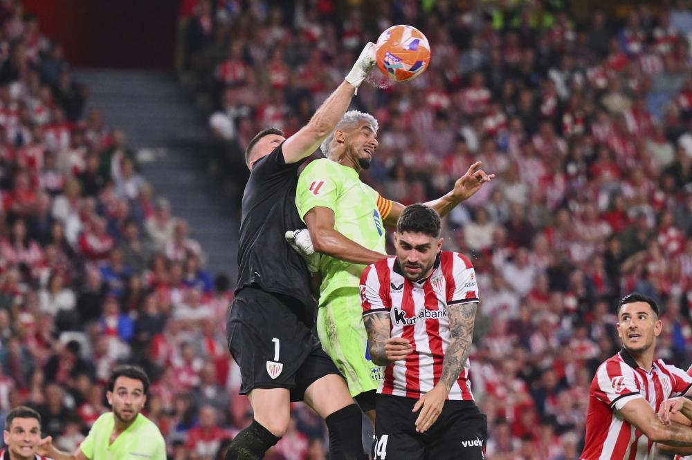 篮网主场113-103击败公牛，小波特砍33分，球队高效进攻，取得两连胜，公牛五连败。